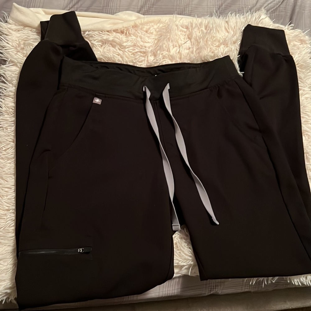 FIGS XS Zamora Joggers